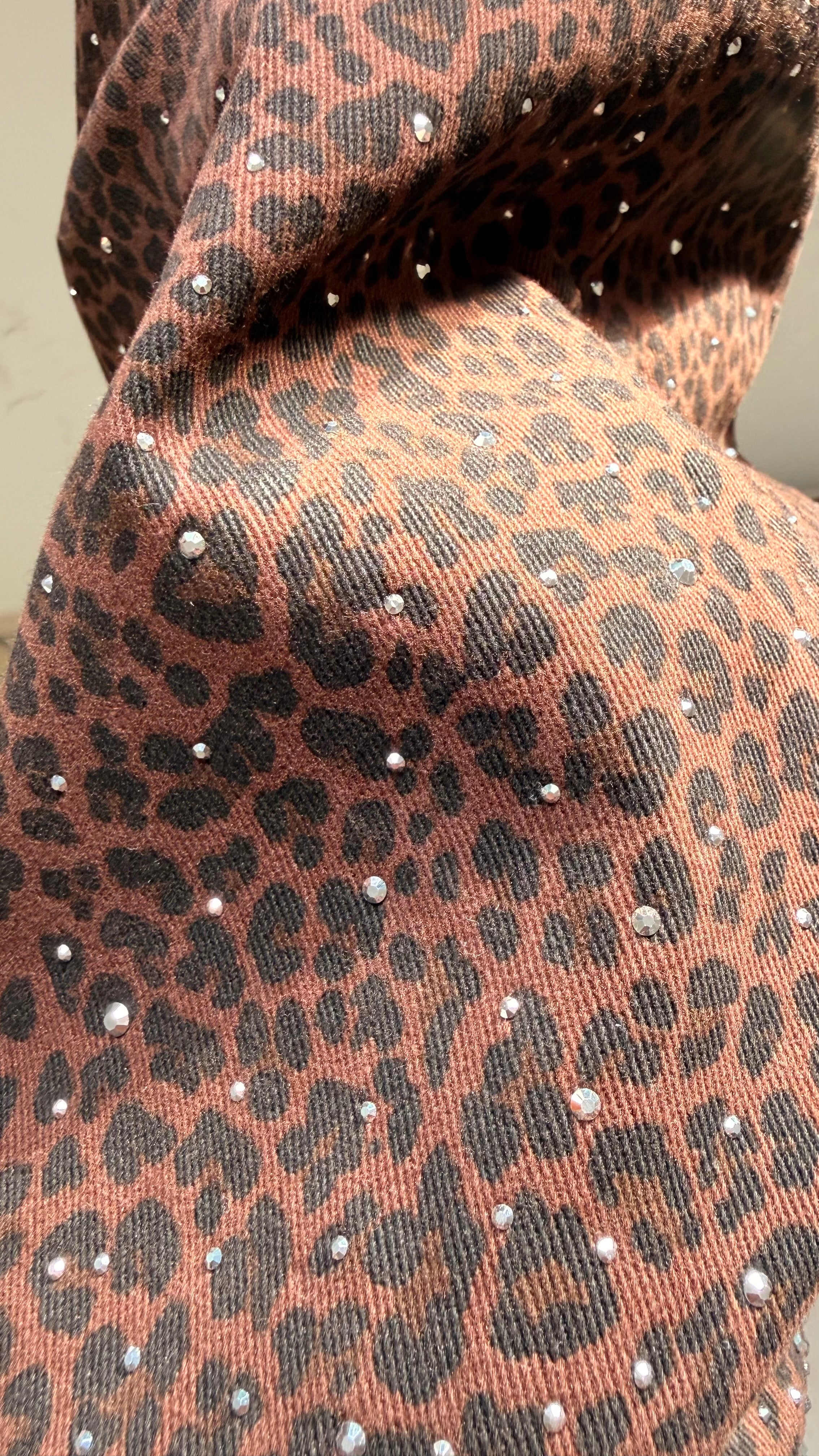 Jeans Maculato con Brillantini