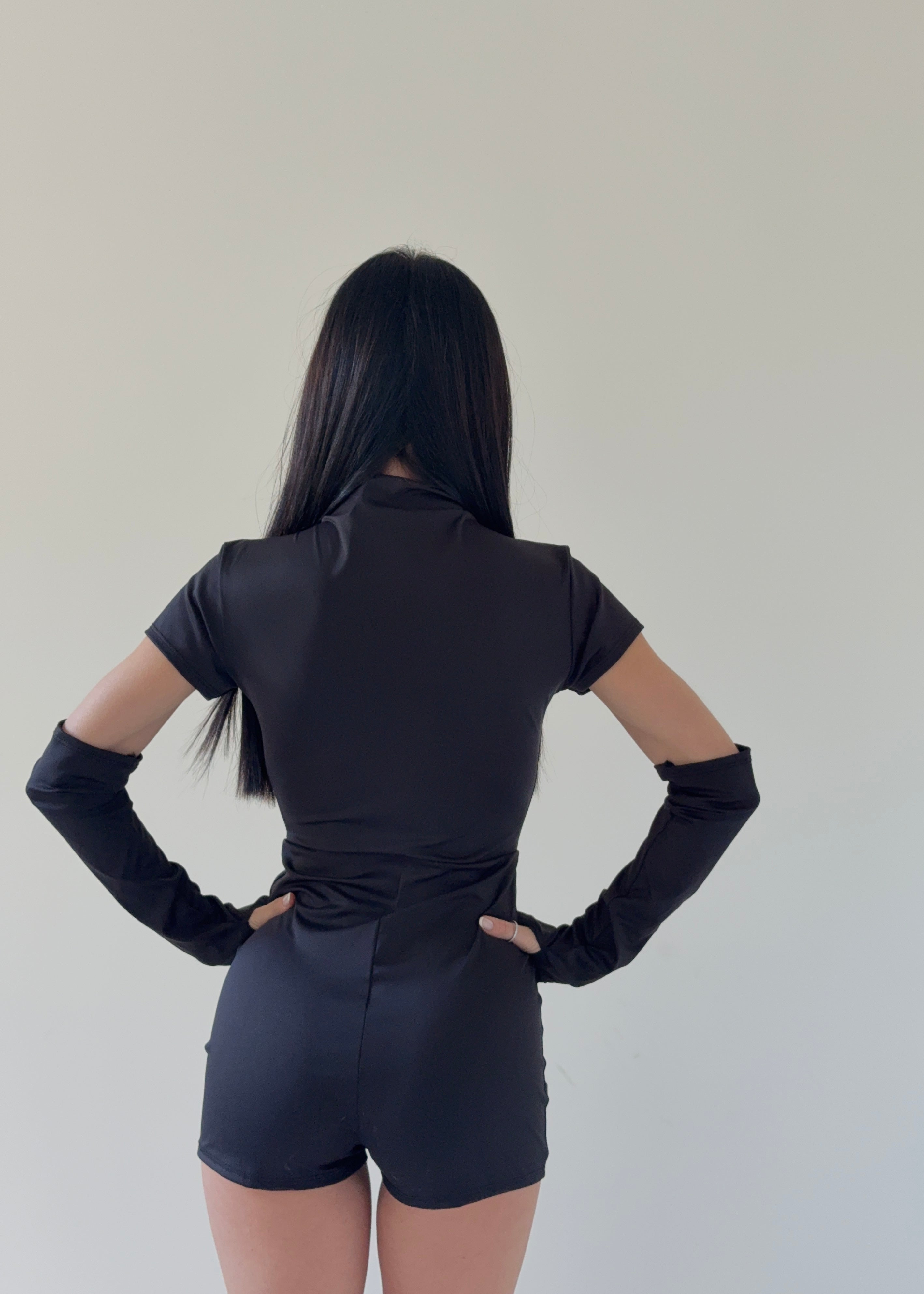 Tutina Kira Nera