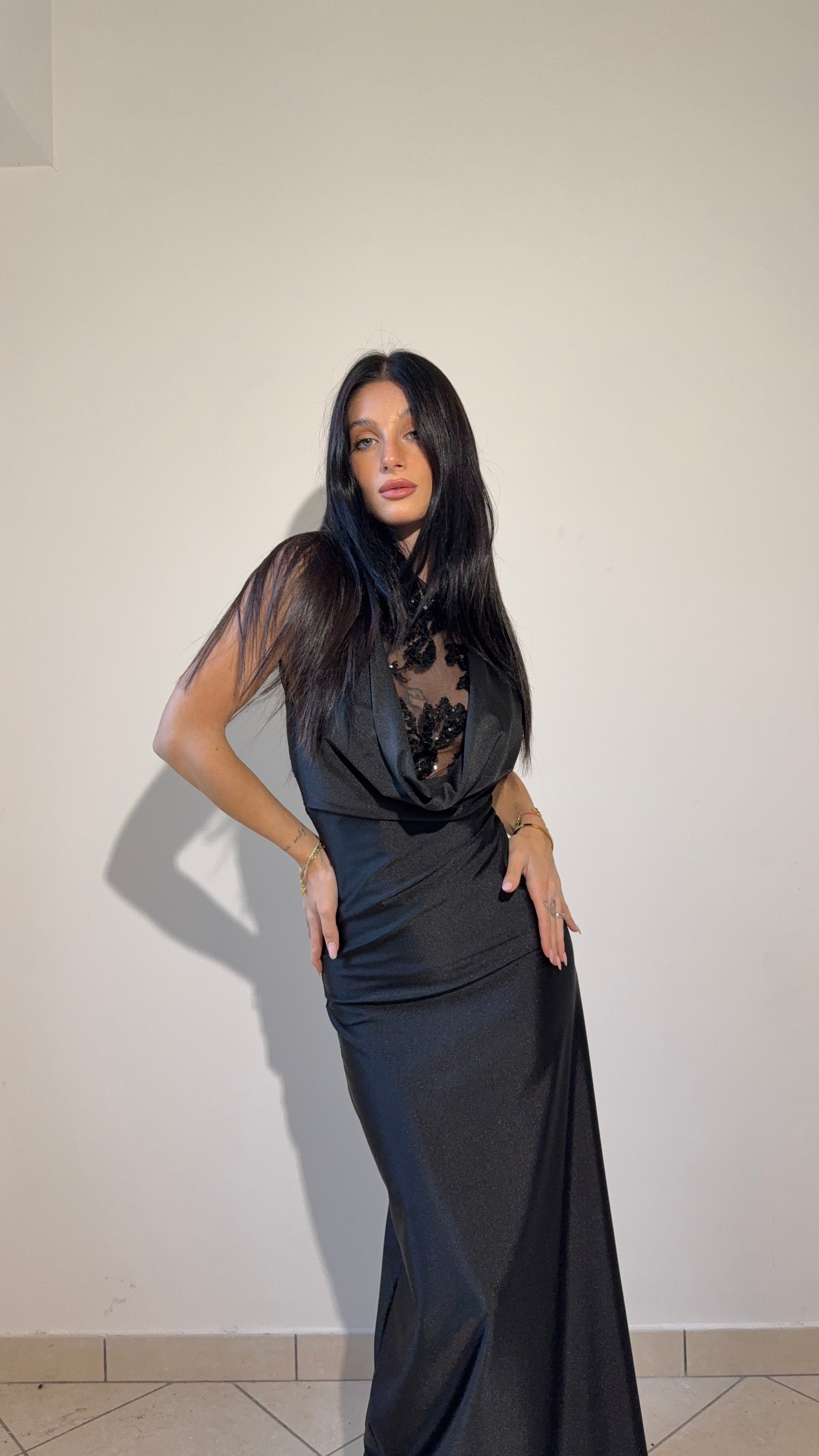 Abito Nero con Paillettes
