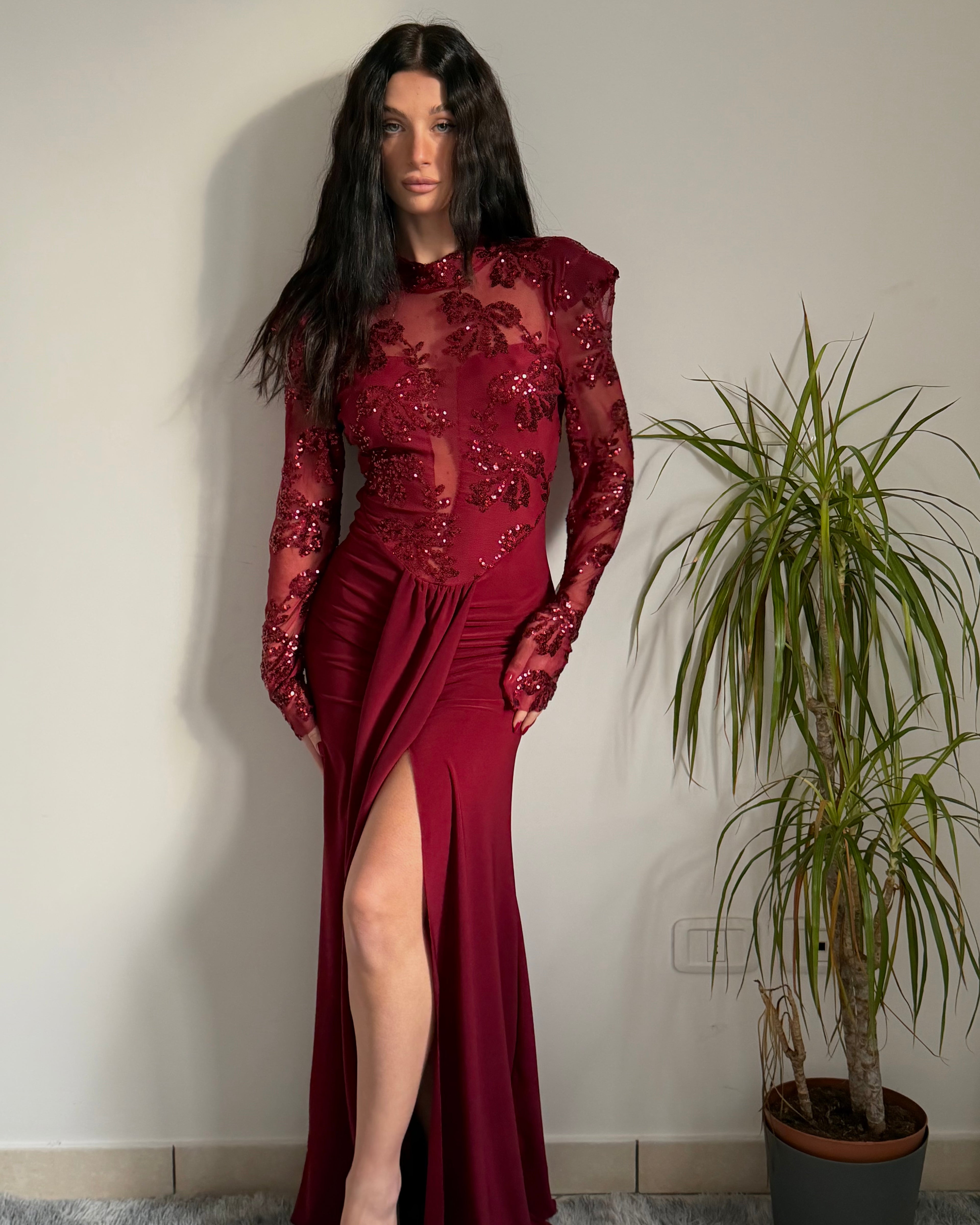 Abito Bordeaux Con Ricami paillettes