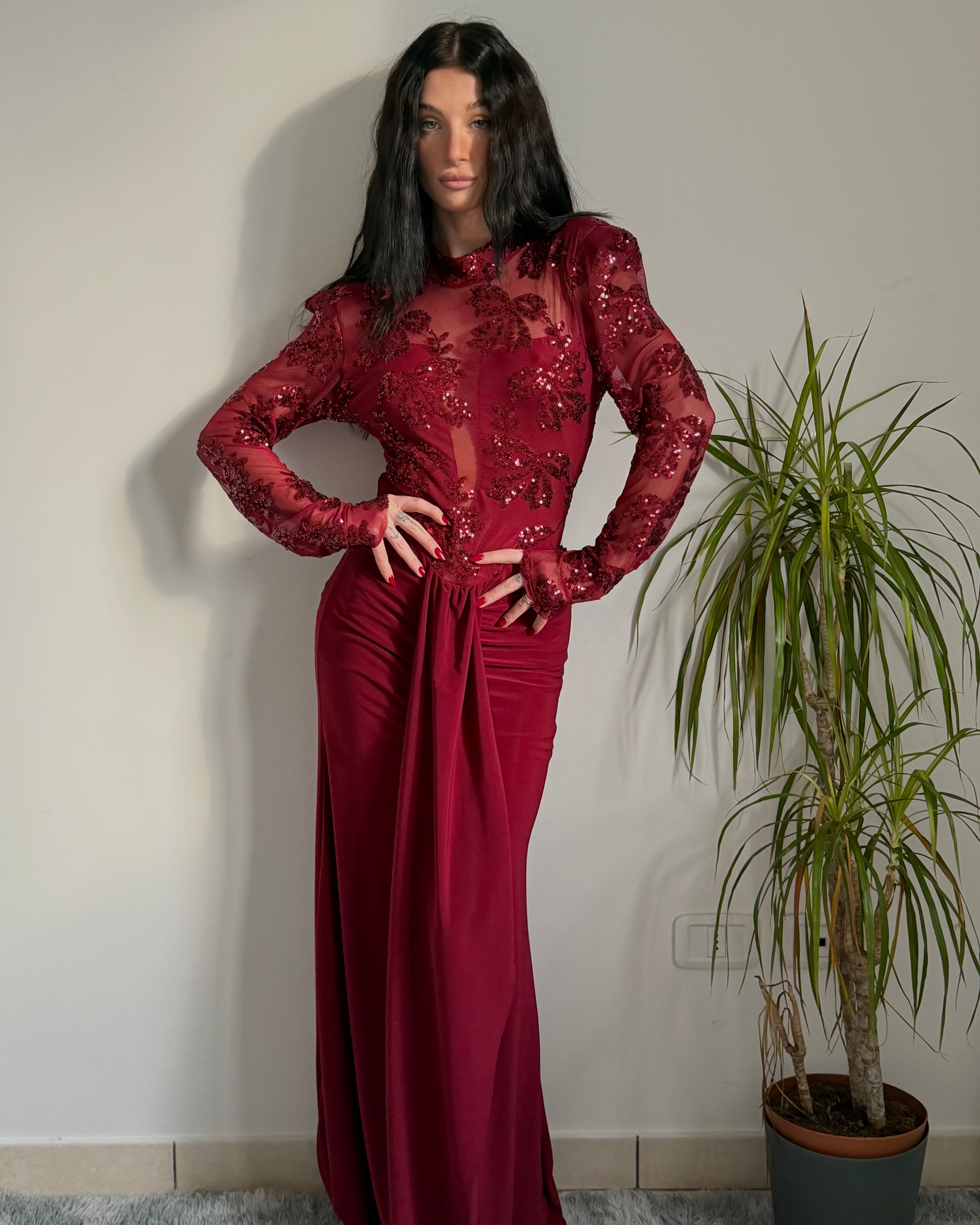 Abito Bordeaux Con Ricami paillettes