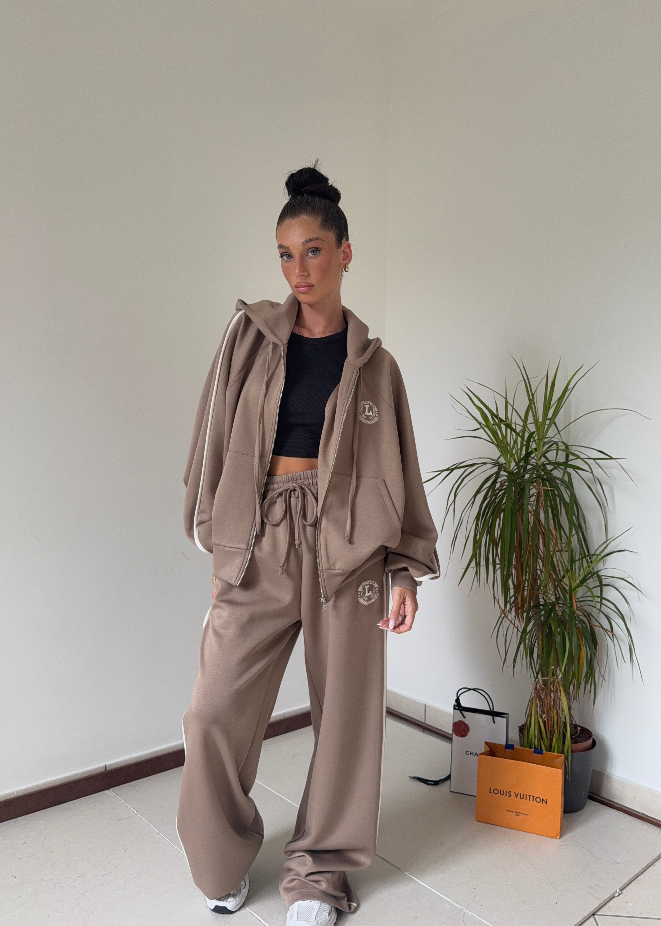 Pantalone Tuta Cammello By Lumjna